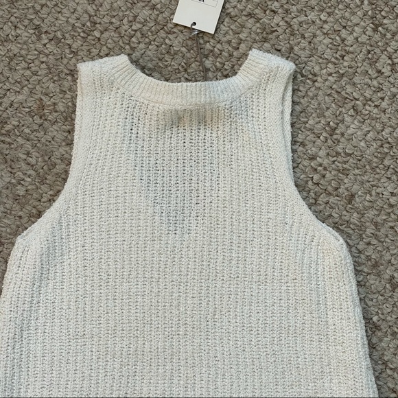 A new day XS Cream Knit Tank V-Neck NWT - Picture 5 of 8